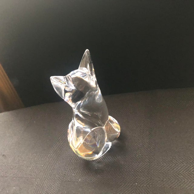 Lloyd Atkins Signed Steuben Clear Crystal Seated Fox Figurine by Lloyd Atkins For Sale - Image 4 of 9