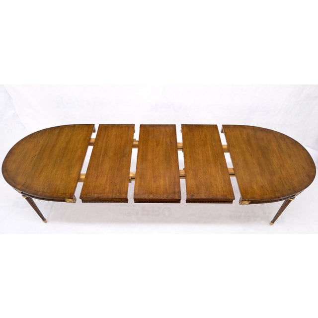 Banded Fluted Leg Baker Oval Three Leaves Gold Rossetts Large Dining Conference Table MINT! Each leaf is 18 inches across.