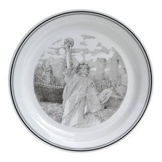 1986 Corelle Statue of Liberty Collectors Plate Corning Glass Works America For Sale