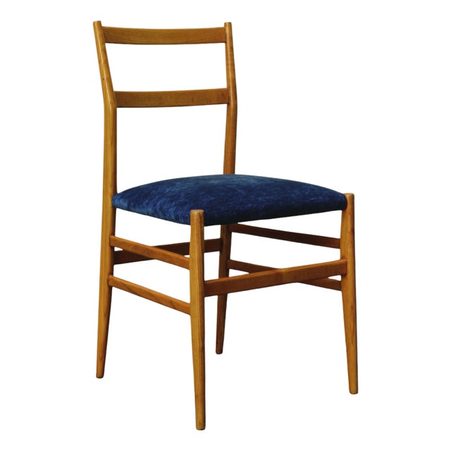 Model 646 Leggera Chair in Wood and Blue Fabric by Gio Ponti, Italy, 1960s For Sale