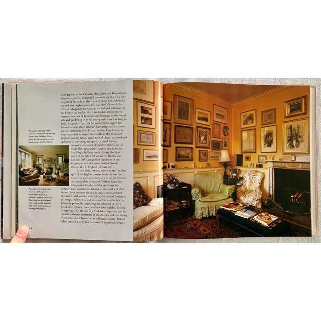1980s English Country Living in England's Private Houses Book For Sale In New York - Image 6 of 12