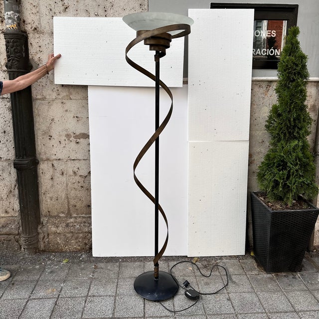 Art Deco Style Floor Lamp in Marbled Glass and Iron, Italy, 1970s For Sale - Image 6 of 18