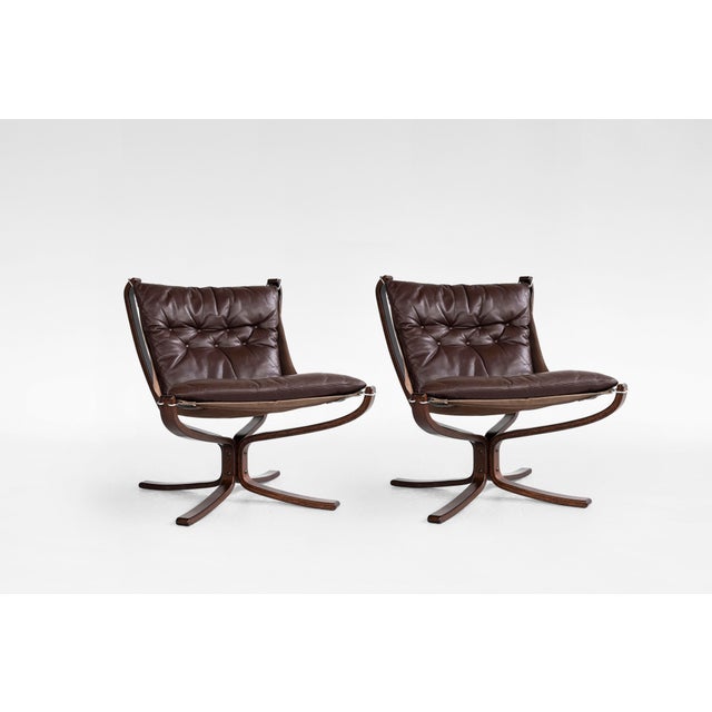 Vintage Falcon Chairs in Dark Brown Leather and Plywood by Sigurd Ressell for Vatne Møbler, 1970s, Set of 2 For Sale - Image 9 of 9