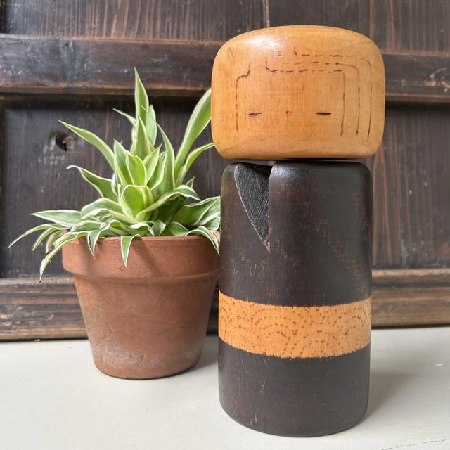 Mid-Century Modern Sōsaku Kokeshi by Yuji Kawase, Japan, 1970s For Sale - Image 3 of 10