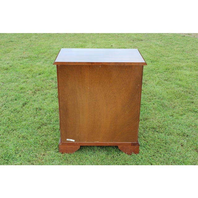 Stickley Mahogany Nightstands—A Pair For Sale - Image 10 of 18