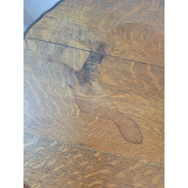 Early 20th-Century Oak Round Parlor Table With Barley-Twist Legs For Sale - Image 10 of 11