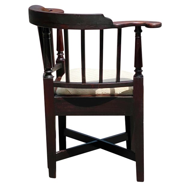 18th Century Antique Queen Anne Boston Mahogany Corner Chair / Roundabout Chair For Sale In Boston - Image 6 of 8