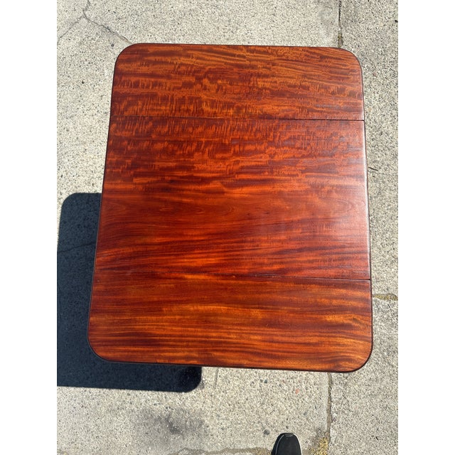 Traditional Antique Federal Sheraton Mahogany Drop Leaf Pembroke Table Inlay Brass Casters For Sale - Image 3 of 14