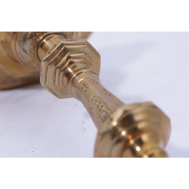 1980s Mottahedeh Historic Natchez Brass Candlestick For Sale - Image 9 of 12