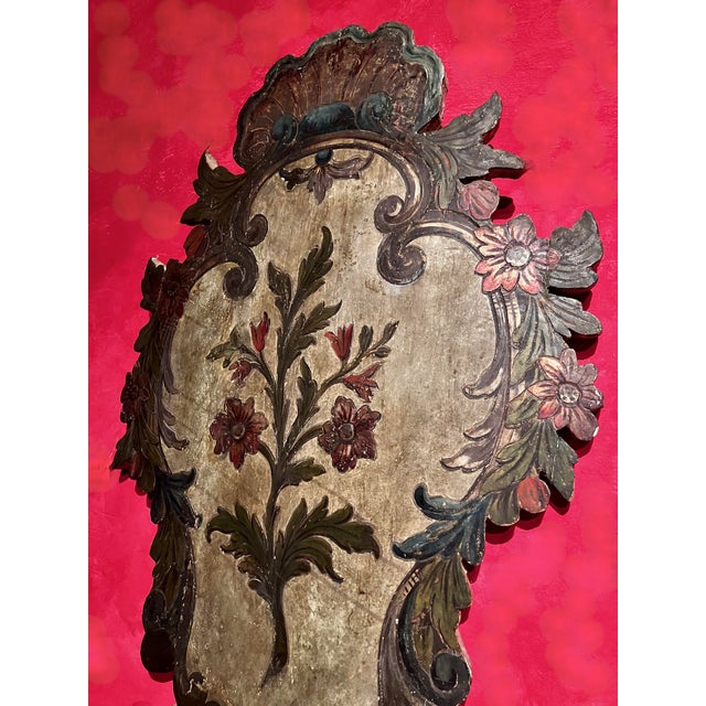 18th Century Rococo Venetian Polychrome and Mecca Lacquered Wooden Wall Sconces with Iron Arms, Set of 2 For Sale - Image 14 of 18