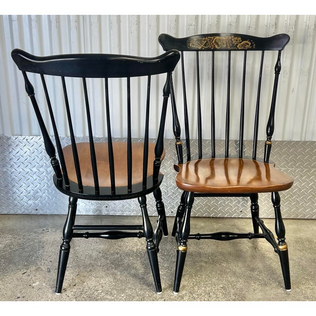 American Hitchcock Decorated Fanback Windsor Dining Chairs - Set of 4 For Sale - Image 3 of 12