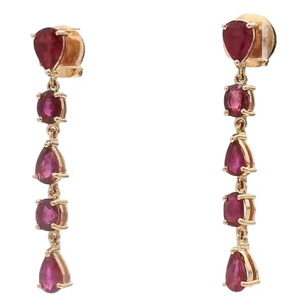 3.03 cts Natural ruby earrings in 14k gold For Sale