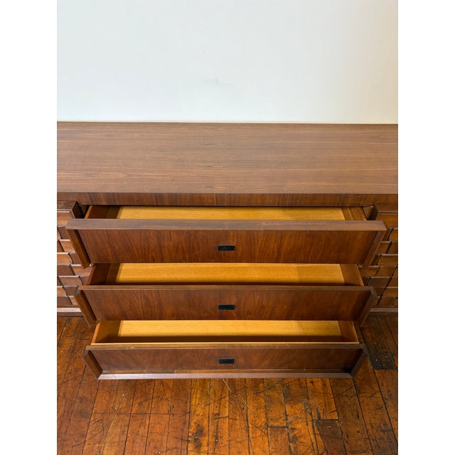 1970s Midcentury Paul Evans Style Brutalist Walnut Dresser Credenza by Tabago For Sale - Image 5 of 9