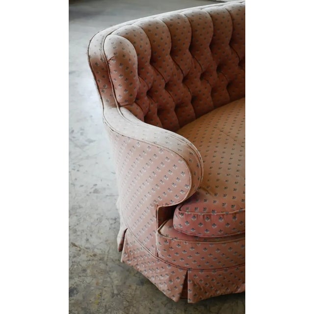 1940s American 1940's Tufted Curved Sofa For Sale - Image 5 of 10