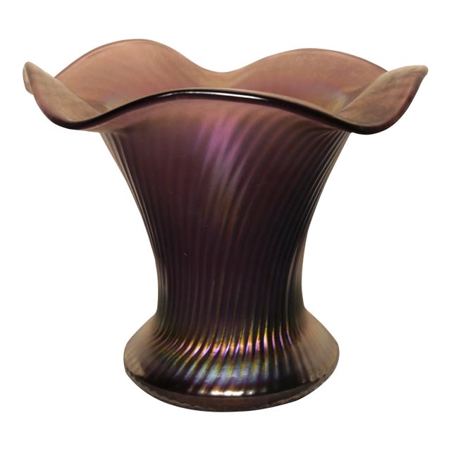 Early 20th Century Bohemian Art Nouveau Freiherr Von Poschinger Iridescent Amethyst Glass Fine Ribbed Ruffled Edge Stretch Vase For Sale