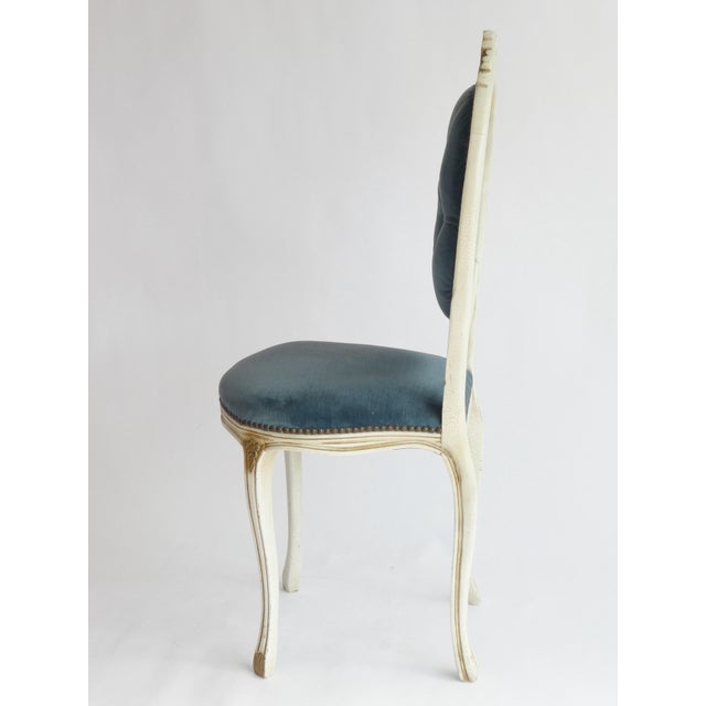 Vintage French Louis XV Style Wooden Chair with Blue Velvet, 1960s For Sale - Image 6 of 9