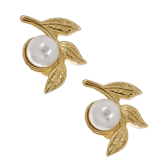 Metal Cleopatra Pearl Floral Gold Earrings, A Pair For Sale - Image 7 of 8