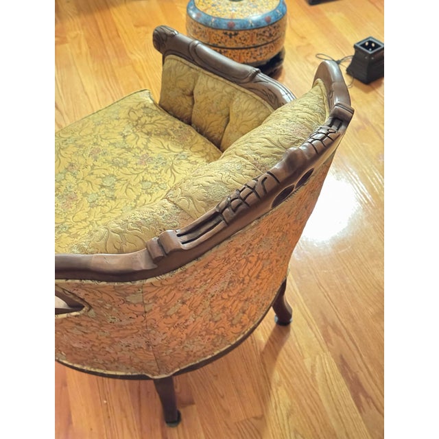 Gold Vintage French Provincial/Louis XV Style Carved Wood Sofa and Armchairs – Set of 3 For Sale - Image 8 of 12