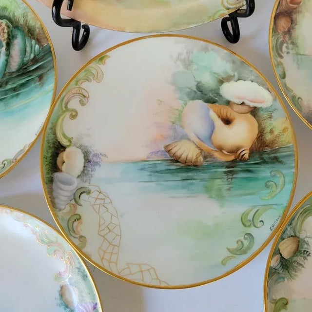 1900 - 1909 Rare Hand-Painted Bavarian Seashell Dessert Set, Signed Artist Porcelain Plates & Serving Bowl For Sale - Image 5 of 10