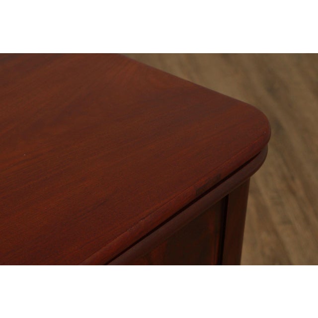 Antique American Empire Mahogany Flip-Top Games Table For Sale In Philadelphia - Image 6 of 12