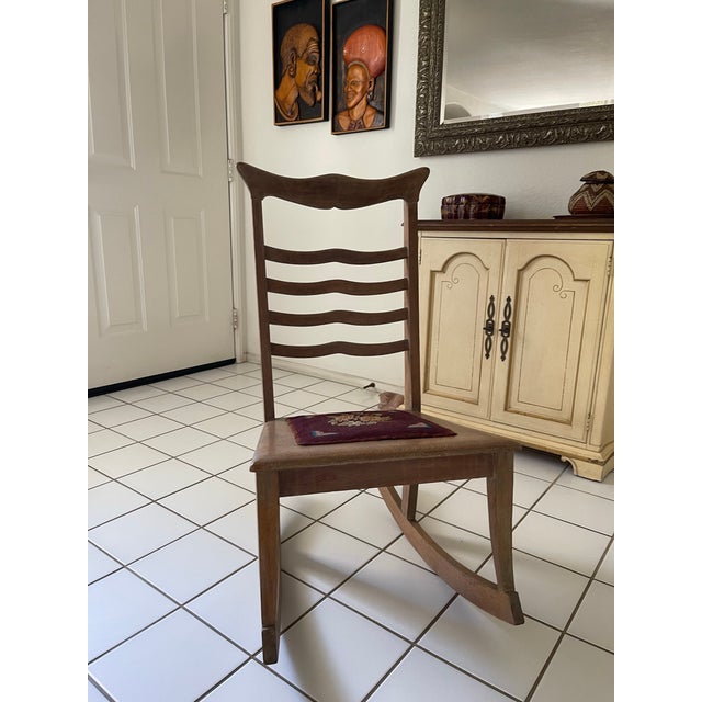 Antique Oak Ladder-Back Sewing Rocker – Circa 1900, in the Style of Js Ford, Johnson & Co. For Sale - Image 4 of 12
