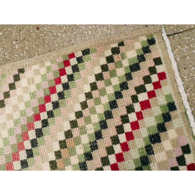 Galerie Shabab Collection Mid-20th Century Turkish Anatolian Rug For Sale - Image 9 of 10