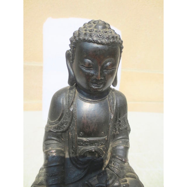 Antique Ming Bronze Seated Buddha Circa 16th-17th For Sale - Image 10 of 11
