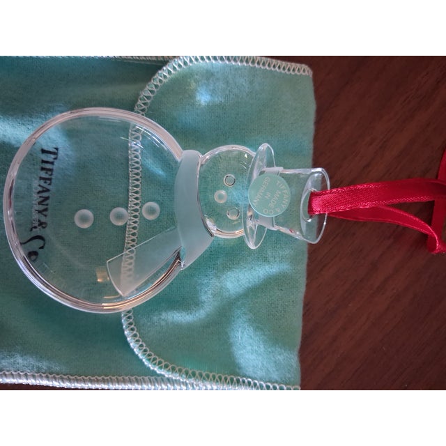 American Tiffany & Co. Crystal Snowman Ornament, Complete With Its Original Tiffany Blue Box For Sale - Image 3 of 5