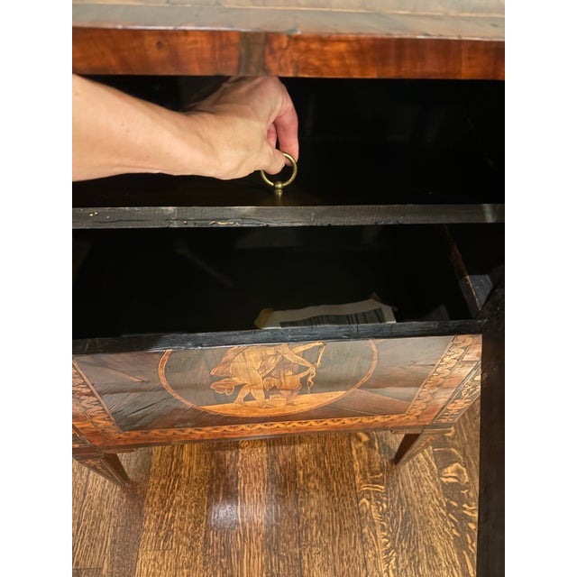 Italian Neoclassical Marquetry Cabinet in the Maggiolini Manner, 18th Century For Sale - Image 11 of 12