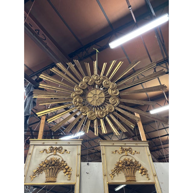 A Spectacular Italian Cloudy Ray Sunburst of slightly concave shape from the early 19th Century.