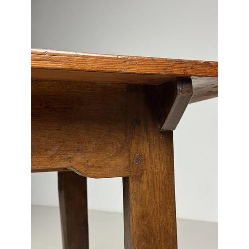 French Dining Table, 1800s For Sale - Image 9 of 18