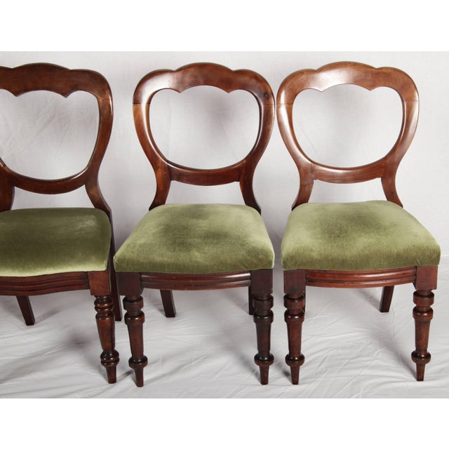 Antique Victorian Mahogany Chairs with Balloon Backs, 1840s, Set of 8 For Sale - Image 4 of 18
