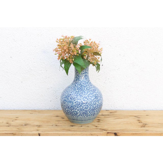 Early 20th Century Blue & White Qinghua Floral Vase For Sale - Image 9 of 9