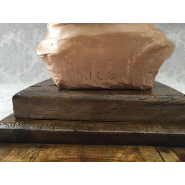 Postmodern Statue Sculpture in Raw Earth of Woman, 1980s For Sale - Image 3 of 11