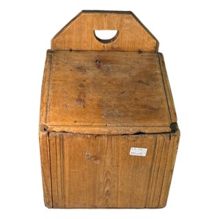 18th Century Wooden Salt Shaker For Sale