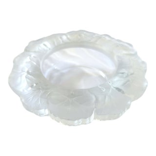 1980s Frosted Crystal Floral Wine or Champagne Bottle Coaster, Lalique Attributed Honfleur Geranium Pattern France – Sold Individually For Sale