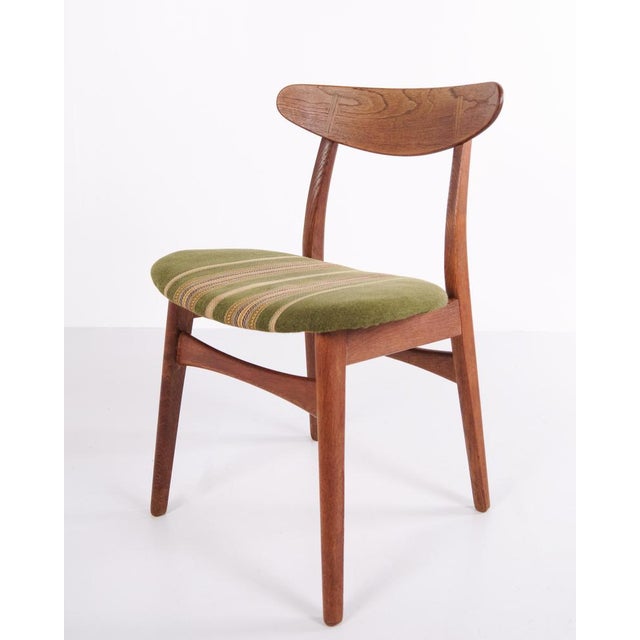 Model CH30 Dining Chairs in Teak and Oak attributed to Hans J. Wegner, 1950s, Set of 6 For Sale - Image 6 of 15