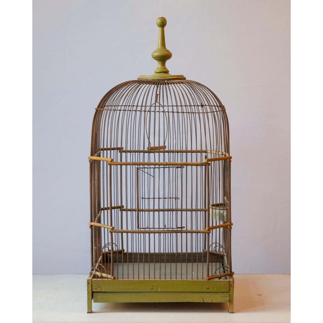 Traditional Late 19th-Century Green-Painted Wooden Birdcage For Sale - Image 3 of 8
