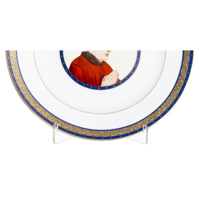 King Joao I Plate in Porcelain For Sale - Image 4 of 8