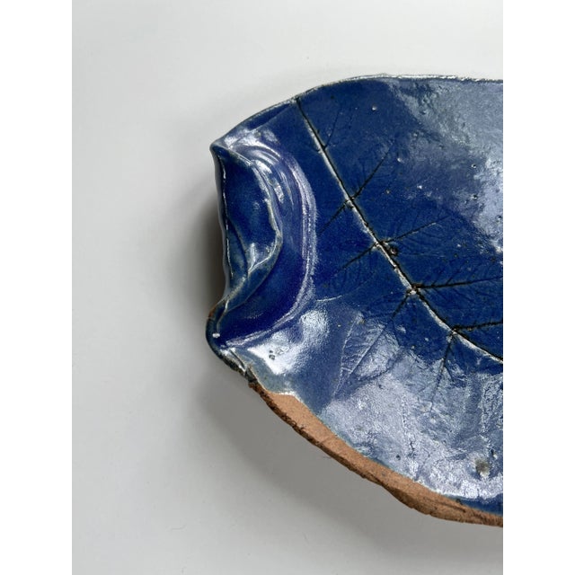Blue Pottery Serving Platter For Sale - Image 4 of 7
