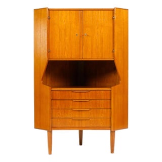 Danish Modern Mid Century Teak Corner Bar Cabinet — Johannes Sorth — Nexø Mobelfabrik, Attributed For Sale