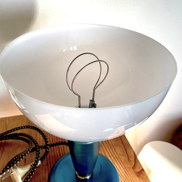 Metal Mid-Century Modern Mushroom Table Lamp in Blue Metal, 1963 For Sale - Image 7 of 12
