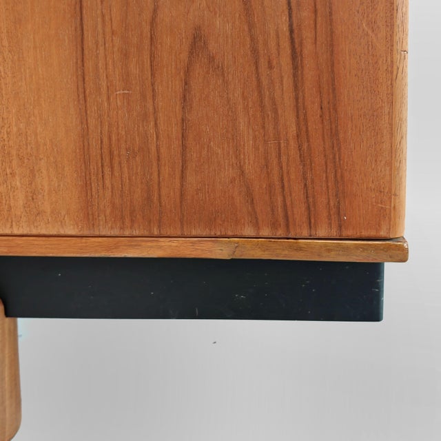 Low TV Cabinet in Light Walnut by Carlo Scarpa for Bernini, 1980s For Sale - Image 15 of 18