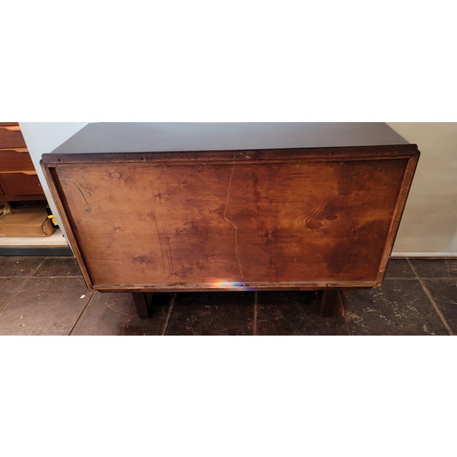 1940s Art Deco Cocktail Cabinet Beautility Company Dry Bar For Sale - Image 11 of 14