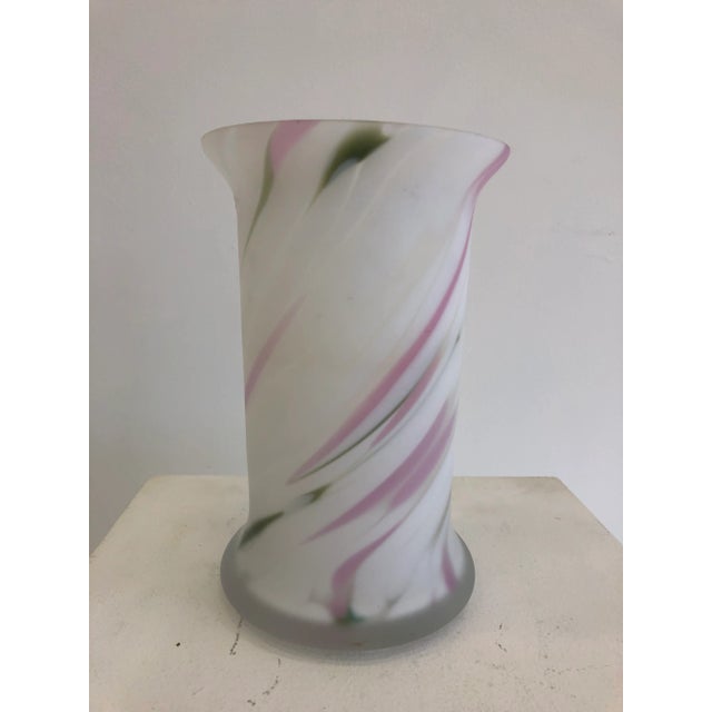 Vintage Opaque Art Glass Vase For Sale In Miami - Image 6 of 6