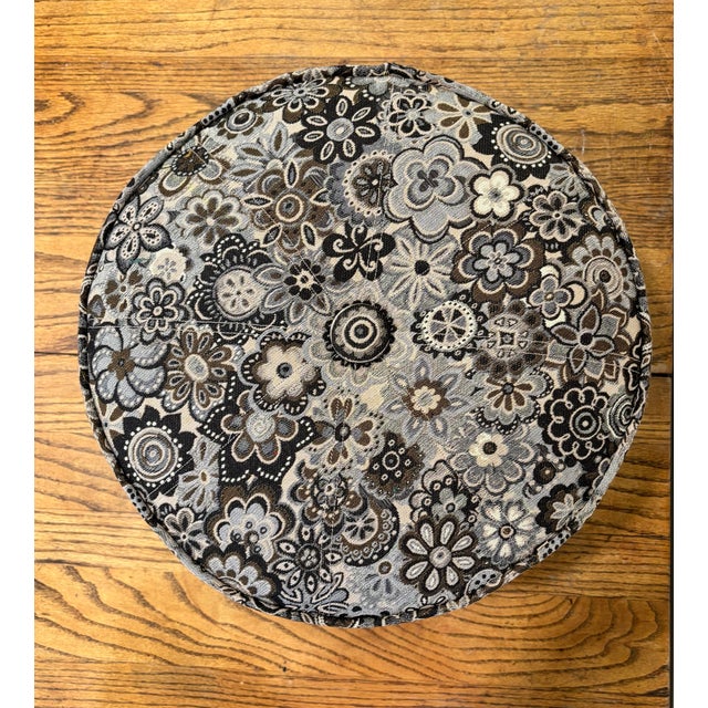 Mid 20th Century Queen Anne Footstool With Mahogany Turned Legs and Floral Upholstery For Sale In Columbus - Image 6 of 9