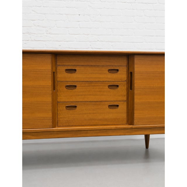 Brown Mid Century Modern Walnut Credenza by Alfred Cox, Made in England, C. 1960’s For Sale - Image 8 of 18