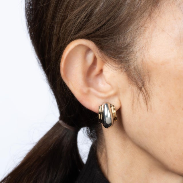 1990s 1990s Tiffany & Co Vendome Earrings Picasso Sterling Silver 18k Gold Dome Jewelry, A Pair For Sale - Image 5 of 6