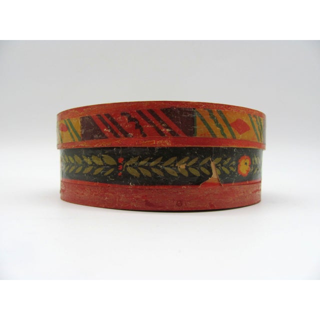 Brick Red Antique American Tony Sarg Signed Wood Pantry Band Box Vassar College 1865 Tulip For Sale - Image 8 of 9