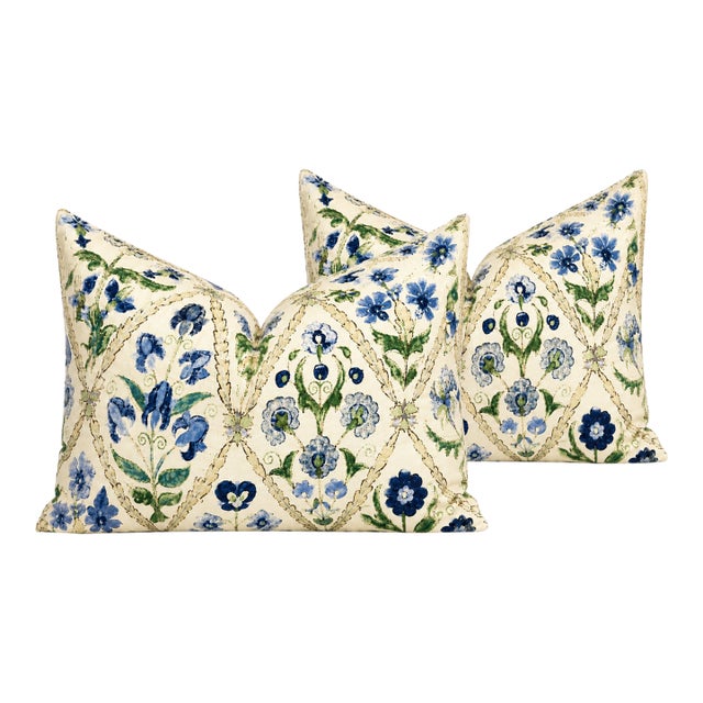 Oscar De La Renta Susani Tellis Decorative Pillow Pair For Sale
